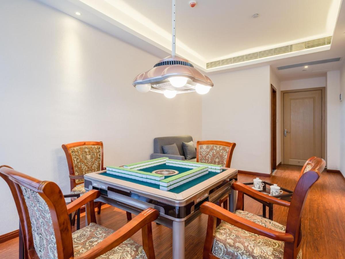 Lavande Hotel Luzhou Wanda Plaza Southwest Commercial City Exterior foto