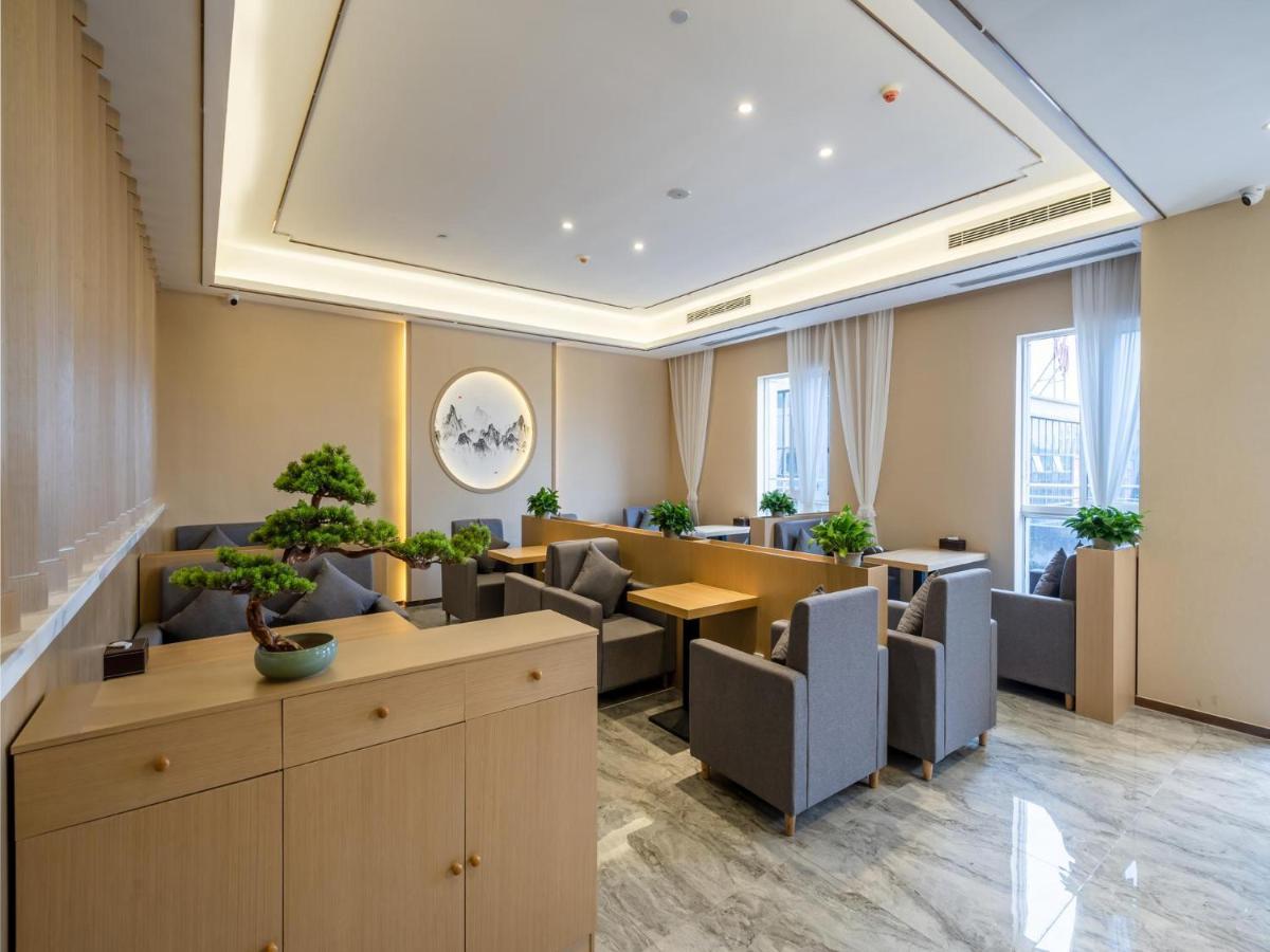 Lavande Hotel Luzhou Wanda Plaza Southwest Commercial City Exterior foto
